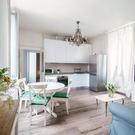 Glamour - By Myhomeincomo Διαμέρισμα *